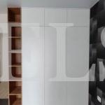 Шкаф в спальню в стиле модерн цвета Белый, Дуб кендал коньяк / Белый (3 двери) Фото 1