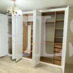 Шкаф в спальню в классическом стиле цвета Дуб кендал коньяк / Белый (6 дверей) Фото 2