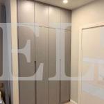 Шкаф в нишу в стиле модерн цвета Серый монументальный / Серый (4 двери) Фото 1