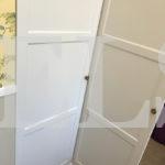 Шкаф в нишу в стиле прованс цвета Белый / Белый (3 двери) Фото 3