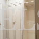 Гардеробный шкаф в классическом стиле цвета Белый базовый / Белый (6 дверей) Фото 2