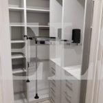 Гардеробный шкаф в стиле модерн цвета Белый / Белый (0 дверей) Фото 1