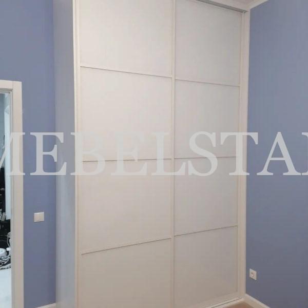 Шкаф до потолка в стиле минимализм цвета Белый Премиум гладкий / Белый (2 двери)