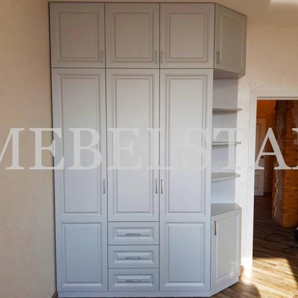 Шкаф до потолка в классическом стиле цвета Белый Премиум гладкий / Белый софт (4 двери)