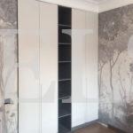 Встраиваемый шкаф цвета Серый монументальный / Бежевый песок (4 двери) Фото 1