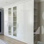 Корпусный шкаф в классическом стиле цвета Белый Премиум гладкий / Белый глянец (5 дверей) Фото 1