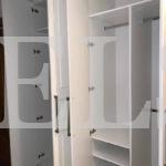 Корпусный шкаф в классическом стиле цвета Белый Премиум гладкий / Белый глянец (4 двери) Фото 4