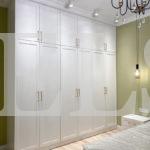 Корпусный шкаф в классическом стиле цвета Белый Премиум гладкий / Рикамо милк софт (6 дверей) Фото 1
