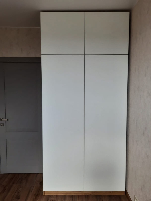 Корпусный шкаф цвета Дуб баррик светлый / Грей софт (2 двери)