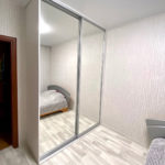 Корпусный шкаф цвета Белый Премиум гладкий / Зеркало (2 двери) Фото 1