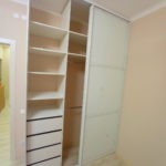 Встраиваемый шкаф цвета Бежевый песок / Белый (2 двери) Фото 1