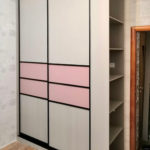 Встраиваемый шкаф цвета Бежевый песок / Кофе софт, Светло-розовый (2 двери) Фото 1