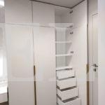 Распашной шкаф цвета Белый Премиум гладкий / Мадлен беж (3 двери) Фото 2