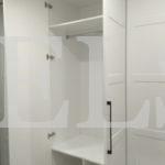 Распашной шкаф в классическом стиле цвета Белый Премиум гладкий / Белый софт (8 дверей) Фото 4
