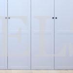 Распашной шкаф в классическом стиле цвета Белый Премиум гладкий / Джелато софт (7 дверей) Фото 4