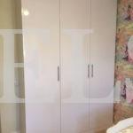 Корпусный шкаф в классическом стиле цвета Белый Премиум гладкий / Белый глянец (3 двери) Фото 1