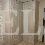 Встраиваемый угловой шкаф в классическом стиле цвета Дуб белфорд / Дуб галлиано (4 двери) Фото 4