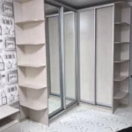 Встраиваемый угловой шкаф в классическом стиле цвета Дуб белфорд / Дуб белфорт, Зеркало (4 двери) Фото 1