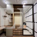 Шкаф в спальню цвета Дуб сакроменто темный / Графит софт, Зеркало (3 двери) Фото 2