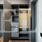 Шкаф в спальню цвета Серый / Графит софт, Зеркало (4 двери) Фото 3