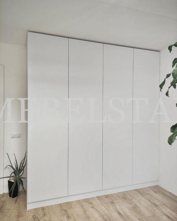 Шкаф в спальню в классическом стиле цвета Белый / Белый софт (4 двери)